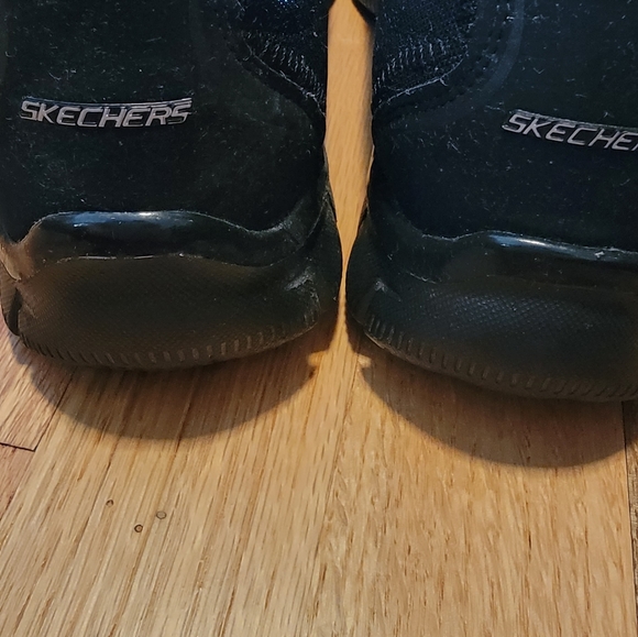 Skechers walking shoes - Picture 5 of 8